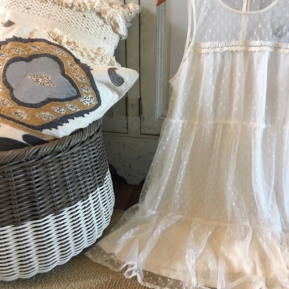 White Tulle Ruffle Hem Layering Tank Top Extender - Picture 2 of 5